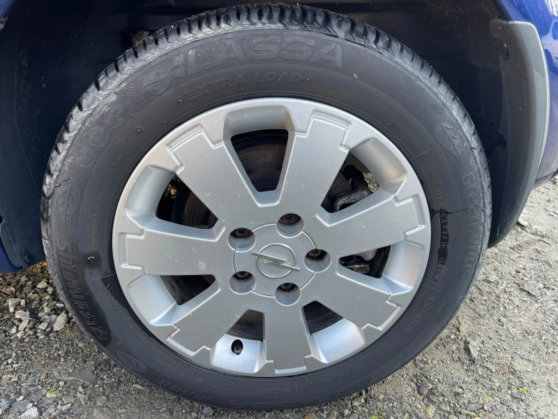 Opel Meriva 1.7 CDTI, снимка 15 - Автомобили и джипове - 52435812