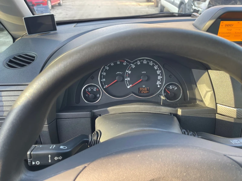 Opel Meriva 1.7 CDTI, снимка 12 - Автомобили и джипове - 52435812