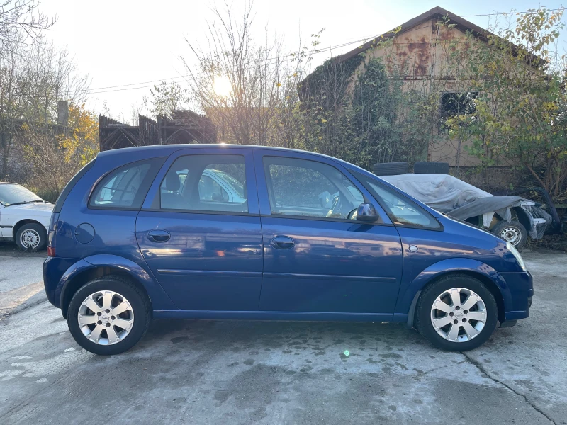 Opel Meriva 1.7 CDTI, снимка 3 - Автомобили и джипове - 52435812