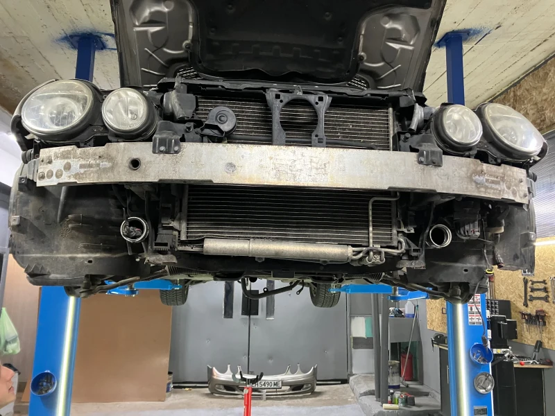 Mercedes-Benz E 270 Авангард, снимка 3 - Автомобили и джипове - 52729965