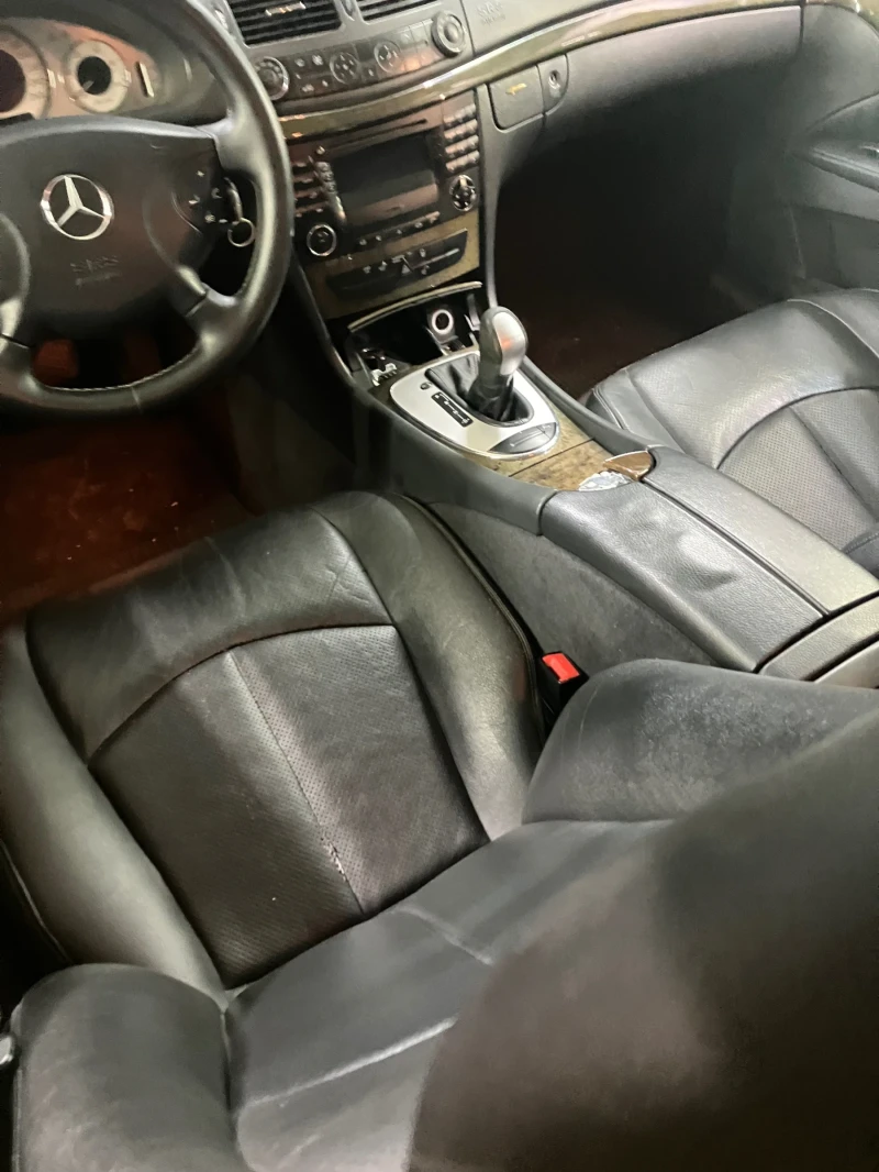 Mercedes-Benz E 270 Авангард, снимка 5 - Автомобили и джипове - 52729965