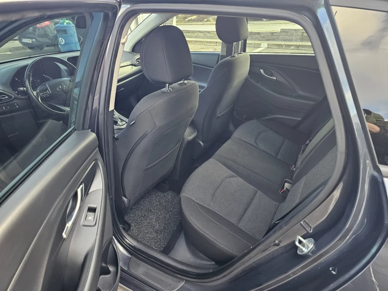 Hyundai I30, снимка 10 - Автомобили и джипове - 52884019