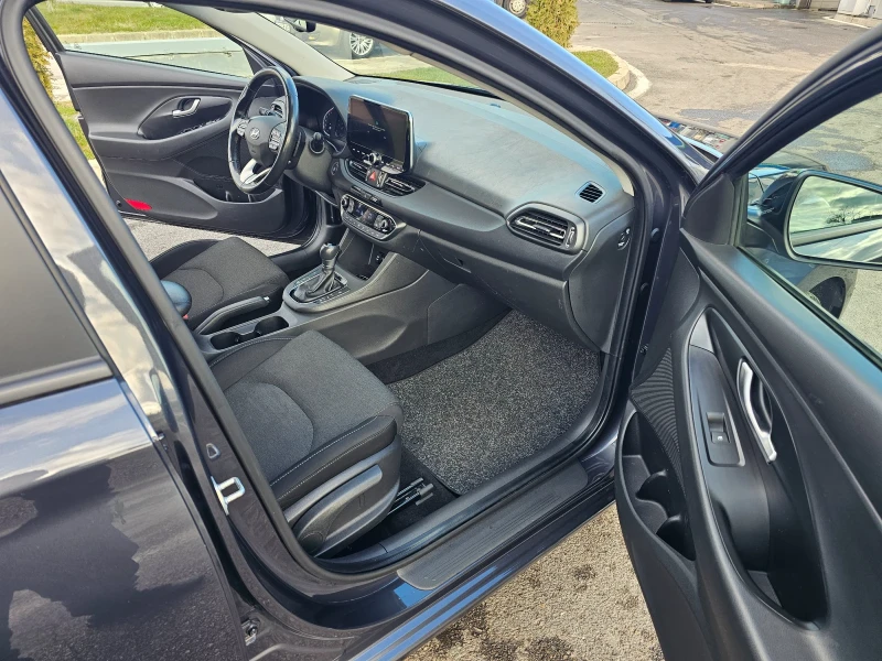 Hyundai I30, снимка 12 - Автомобили и джипове - 52884019