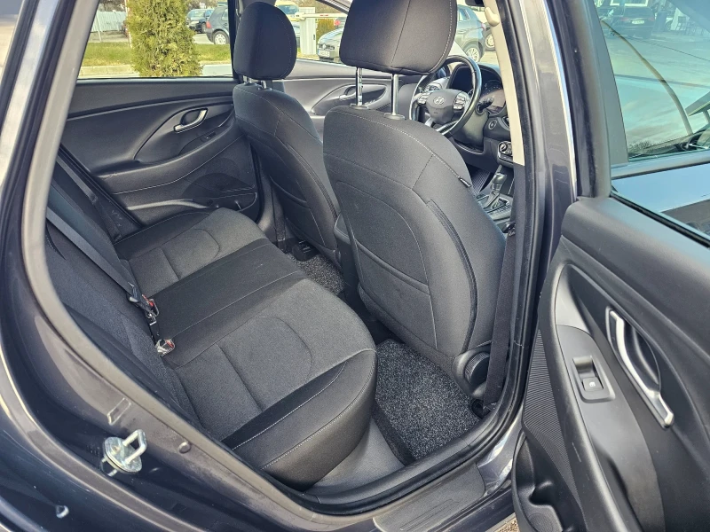 Hyundai I30, снимка 13 - Автомобили и джипове - 52884019