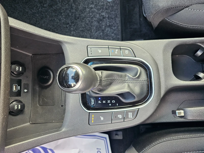 Hyundai I30, снимка 15 - Автомобили и джипове - 52884019