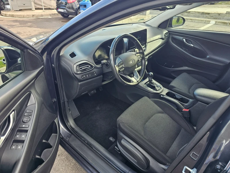 Hyundai I30, снимка 9 - Автомобили и джипове - 52884019