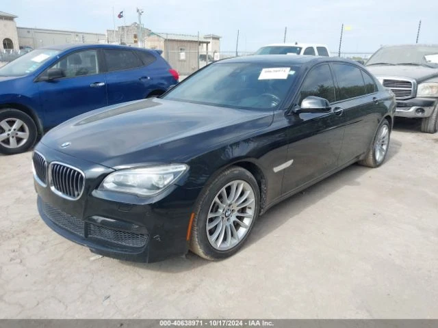 BMW 750 Harman/kardon* Камера* Подгрев* Surround view* Нав, снимка 1 - Автомобили и джипове - 47966006