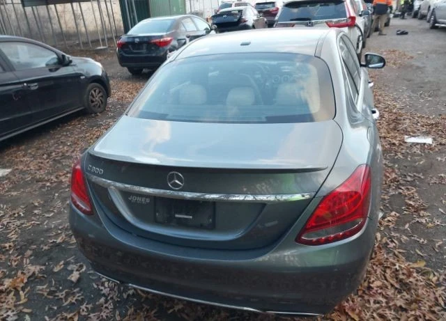 Mercedes-Benz C 300, снимка 6 - Автомобили и джипове - 48718468