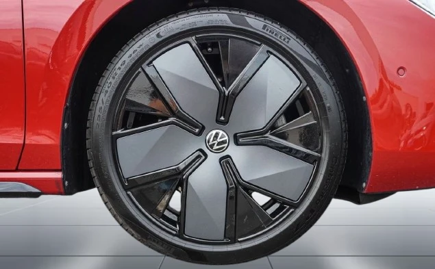 VW Passat Variant 2.0 TDI 4Motion = R-Line = �������� | Mobile.bg � ����������� 5