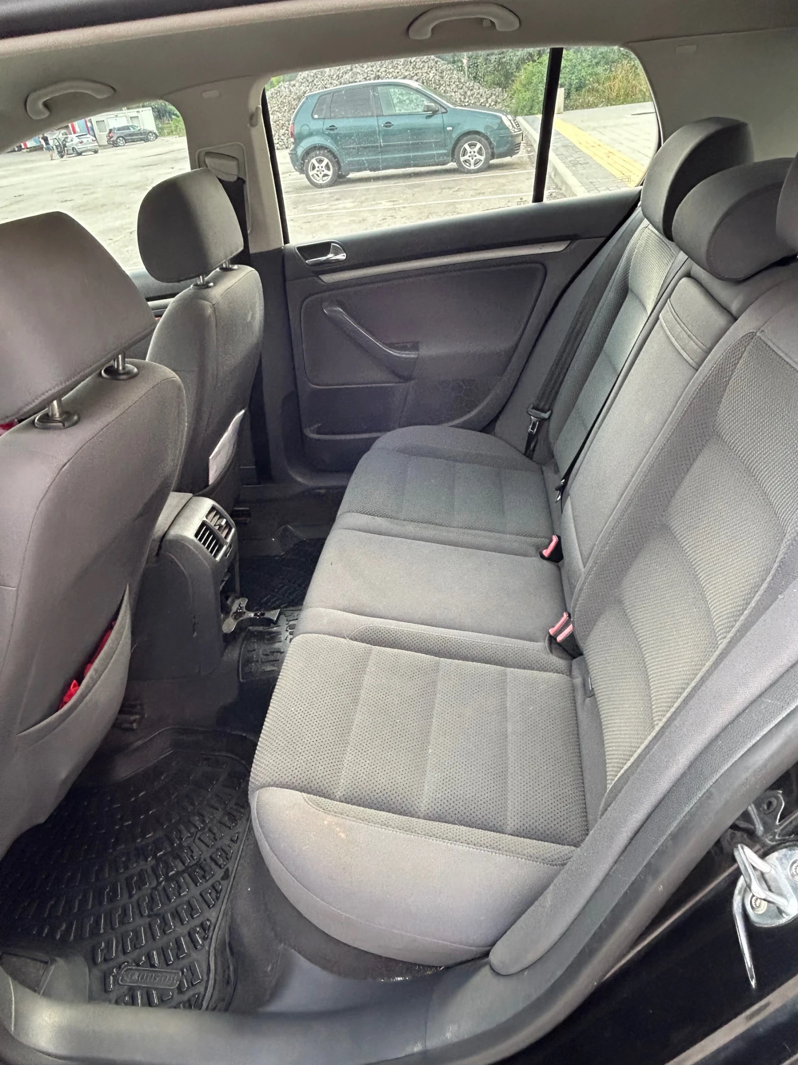VW Golf 1.9 TDI 105 кс. - изображение 8