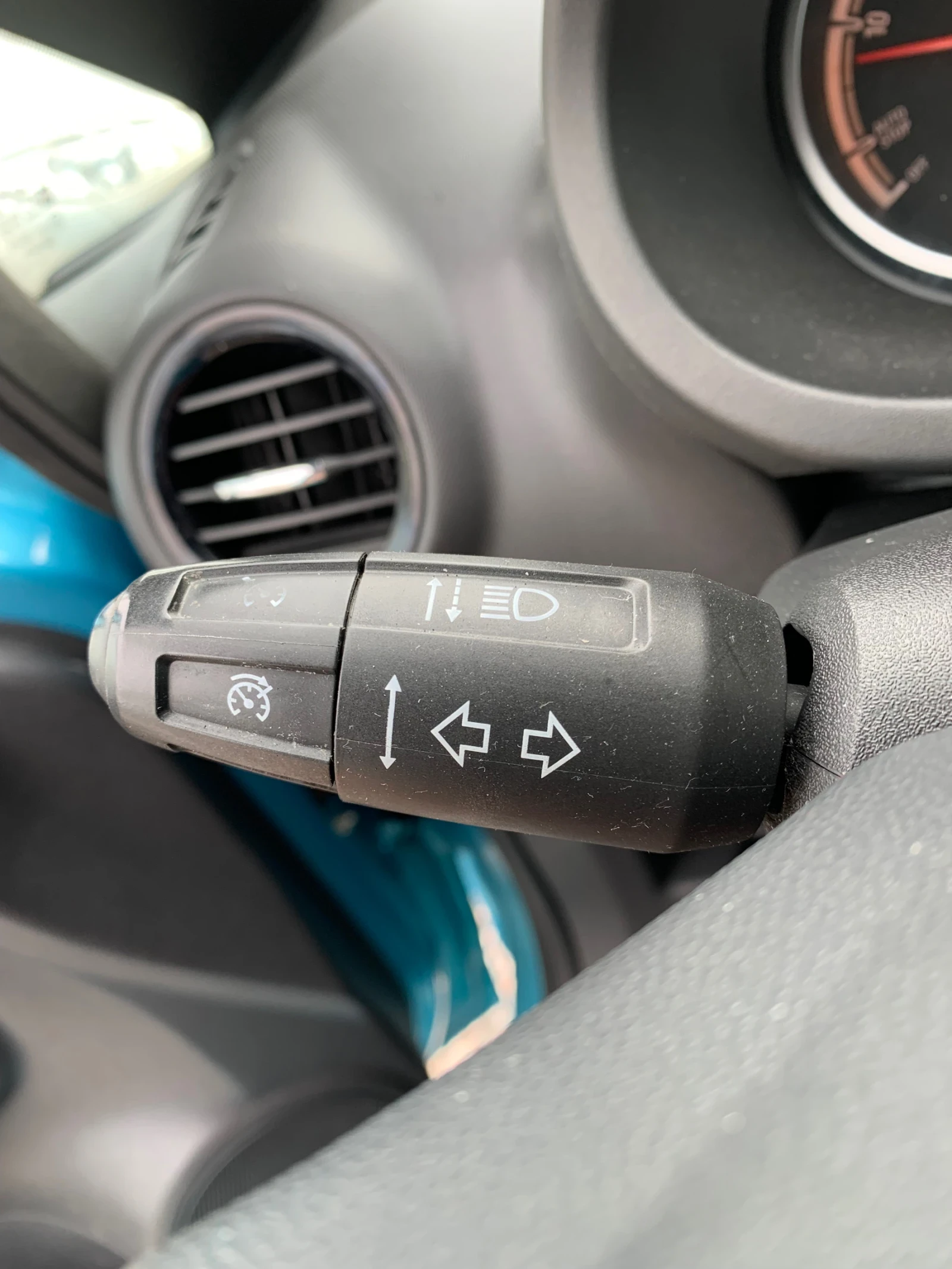 Opel Corsa 1.2i | Mobile.bg — изображение 11
