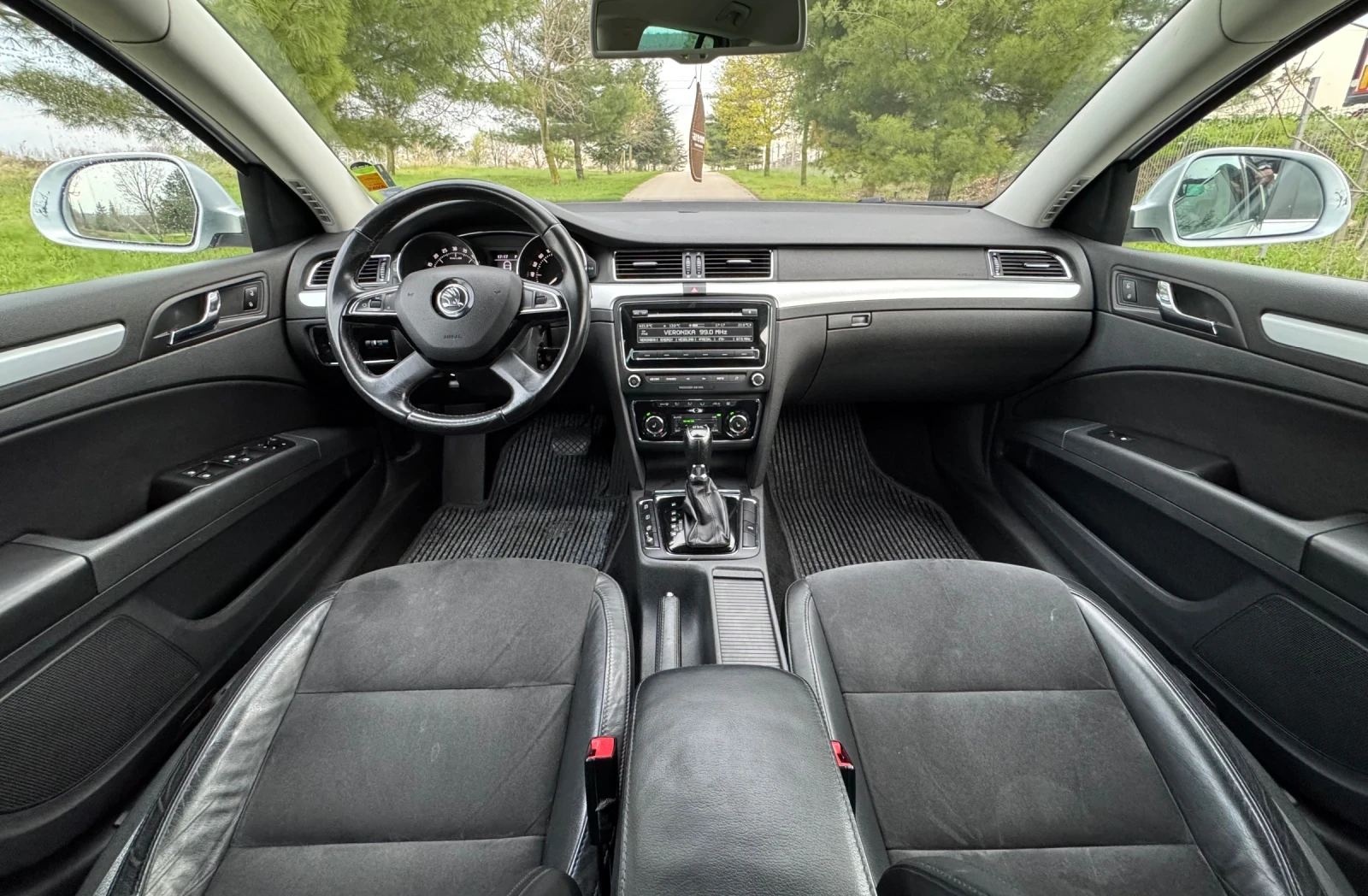 Skoda Superb Skoda Superb 2.0 TDI 170к.с. COMBI DSG 2014 - изображение 7