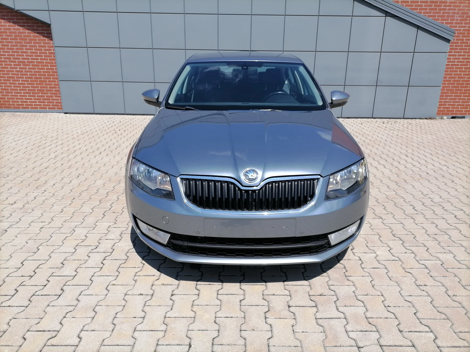 Skoda Octavia 2.0 TDI DSG - изображение 8