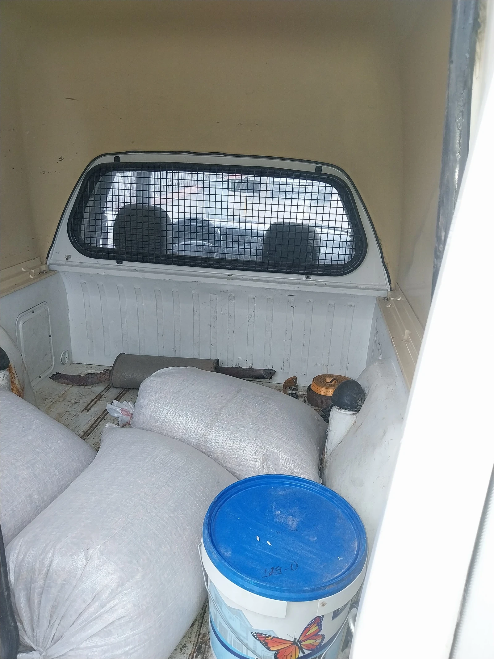 VW Caddy PICUP 1, 9D - изображение 5