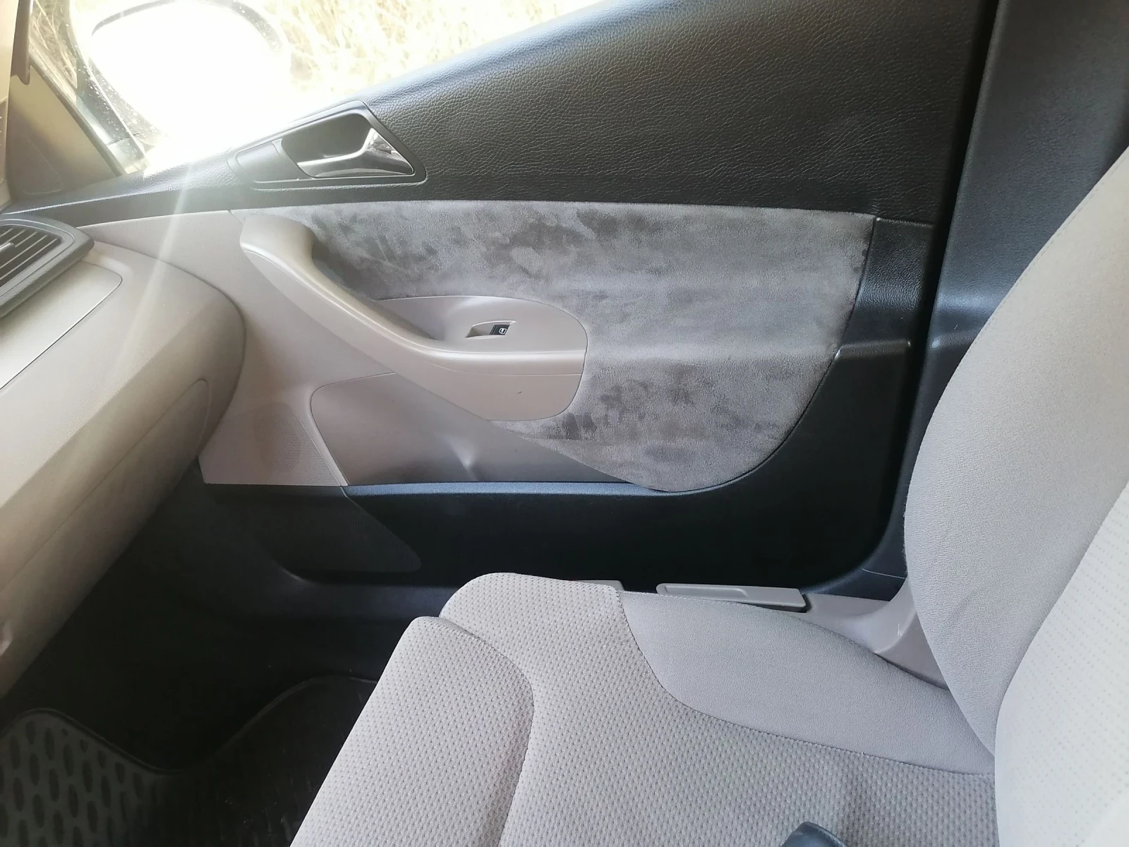 VW Passat 2.0 CDTI 143 CR, снимка 9 - Автомобили и джипове - 53434272