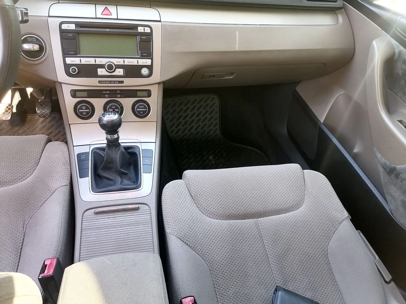 VW Passat 2.0 CDTI 143 CR, снимка 8 - Автомобили и джипове - 53434272