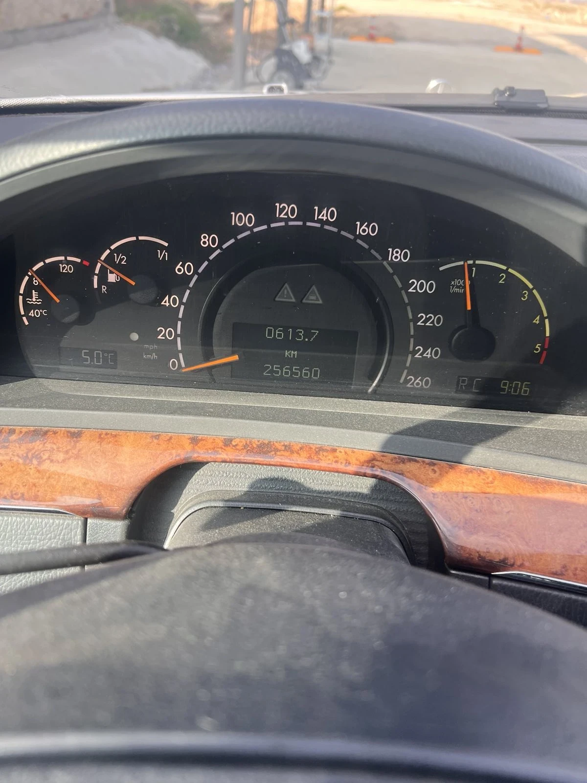 Mercedes-Benz S 320 Колата е на реални километри и няма забележка, снимка 6 - Автомобили и джипове - 53763124