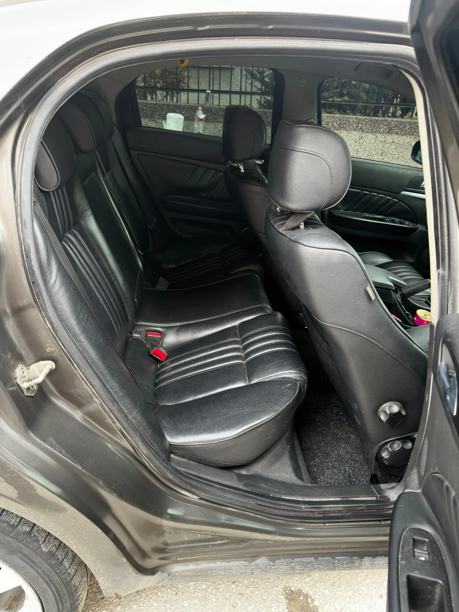 Alfa Romeo 159 2.4 JTDM, снимка 8 - Автомобили и джипове - 53998122