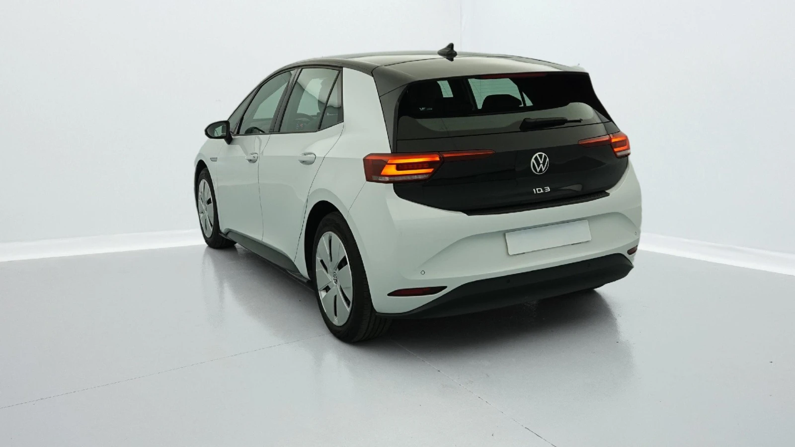 VW ID.3  ID.3 Pure Performance, снимка 3 - Автомобили и джипове - 54041331