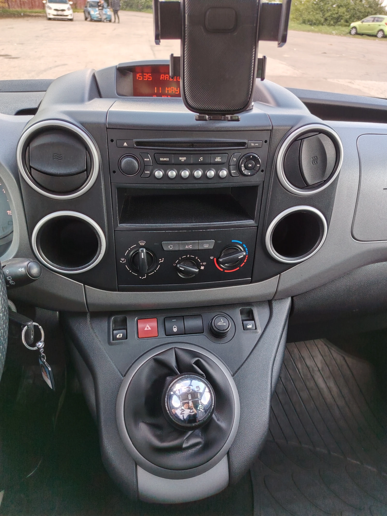 Peugeot Partner 1.6HDi-2016г.EURO 6B* 85 000км - реални, снимка 12 - Автомобили и джипове - 54511069