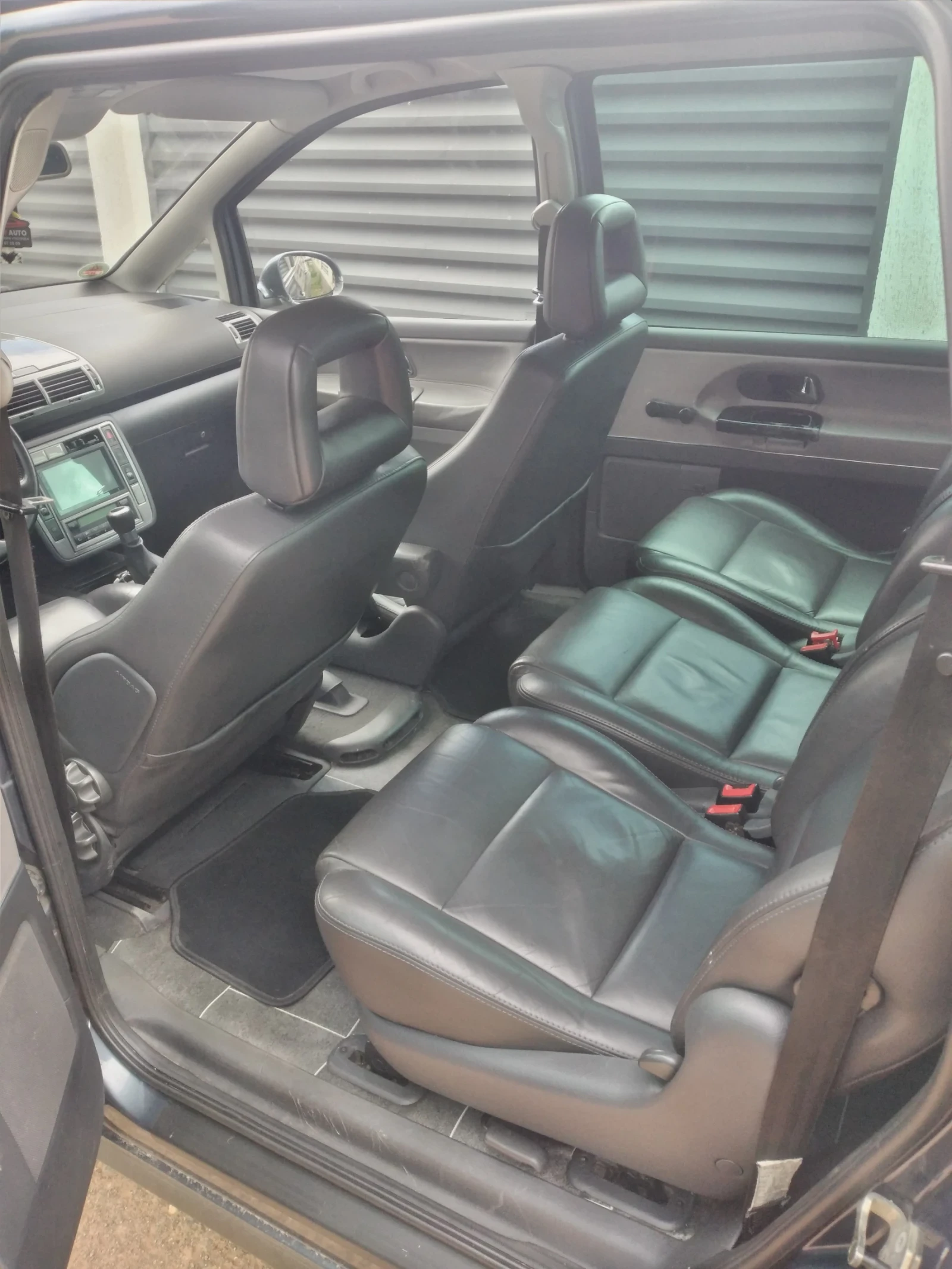 VW Sharan, снимка 5 - Автомобили и джипове - 54525712