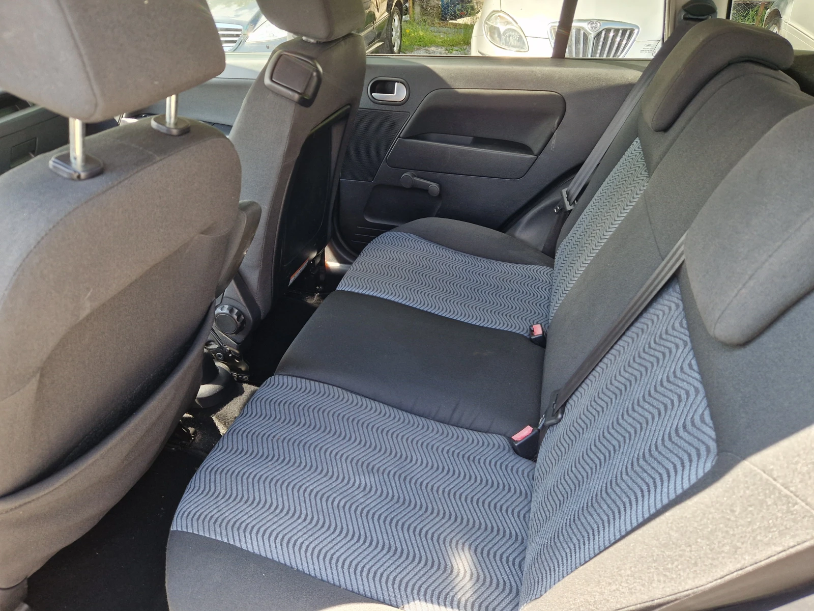 Ford Fusion 1.4i/газов инжекцион, снимка 14 - Автомобили и джипове - 54563162