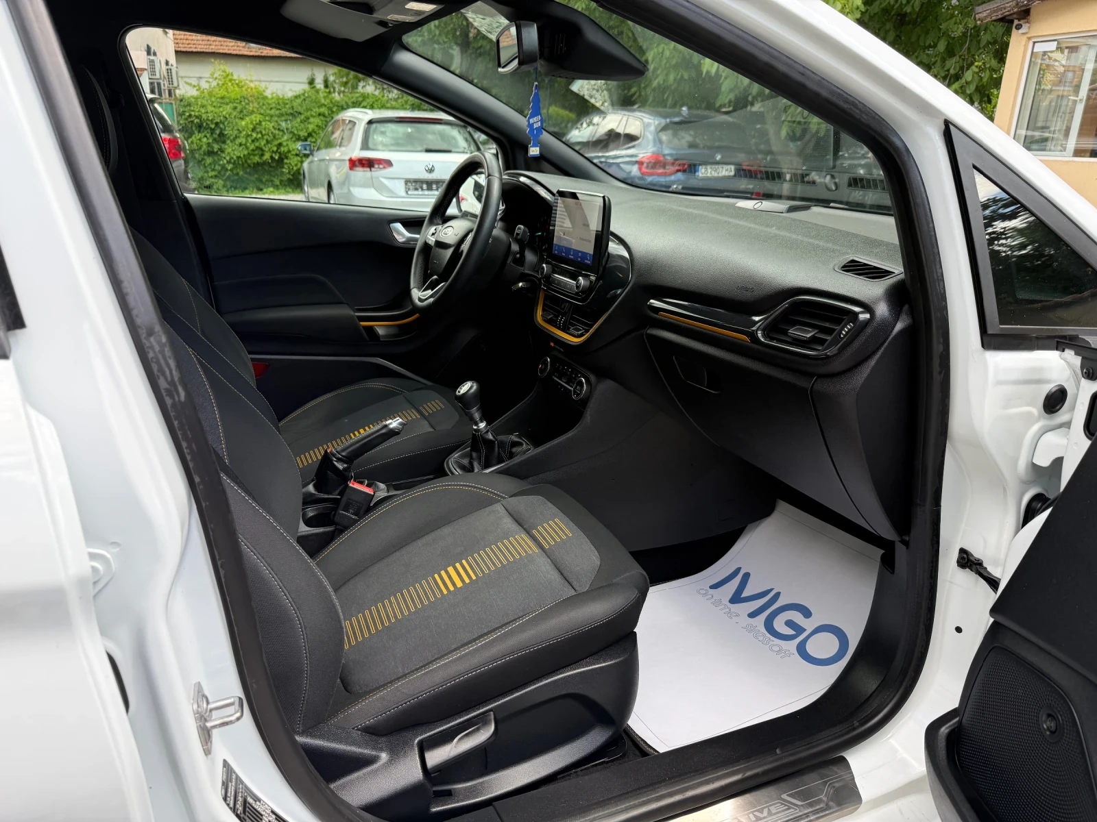 Ford Fiesta 1.0SCTi Active - 140k.c. - ОБСЛУЖЕНА!, снимка 13 - Автомобили и джипове - 54915080