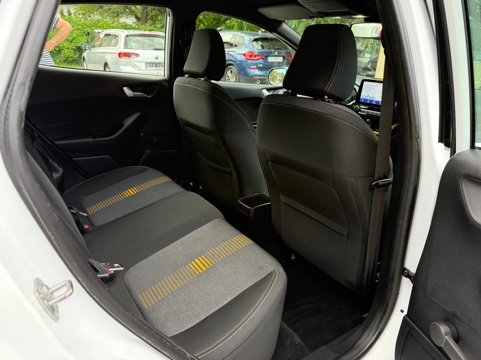 Ford Fiesta 1.0SCTi Active - 140k.c. - ОБСЛУЖЕНА!, снимка 10 - Автомобили и джипове - 54915080