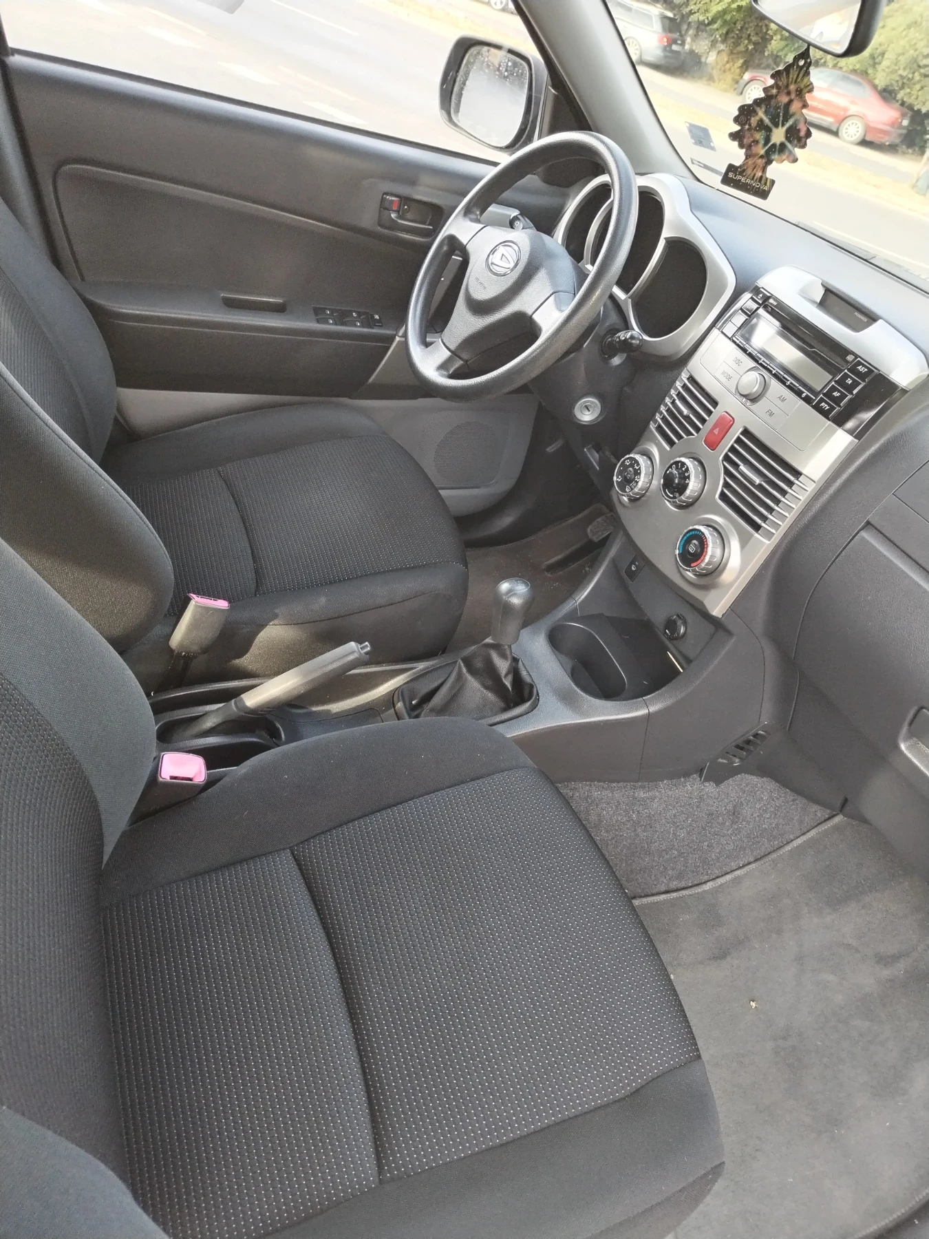 Daihatsu Terios 1.5 Terios , снимка 4 - Автомобили и джипове - 55546783