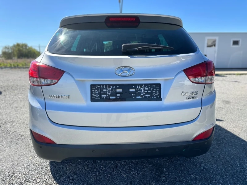 Hyundai IX35 2.0, снимка 6 - Автомобили и джипове - 47433139