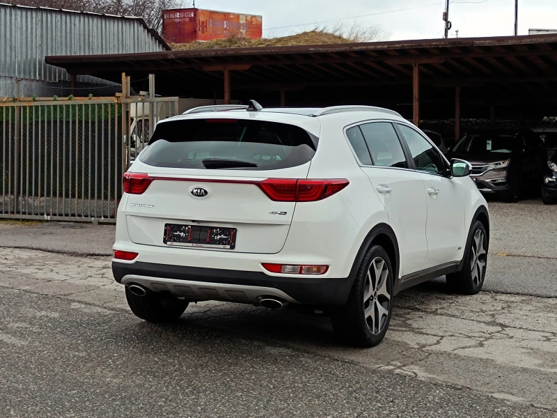 Kia Sportage 2.0 CRDi* 4x4* GT Line* NAVI* КАМЕРА* ПАНОРАМА* , снимка 5 - Автомобили и джипове - 48307712