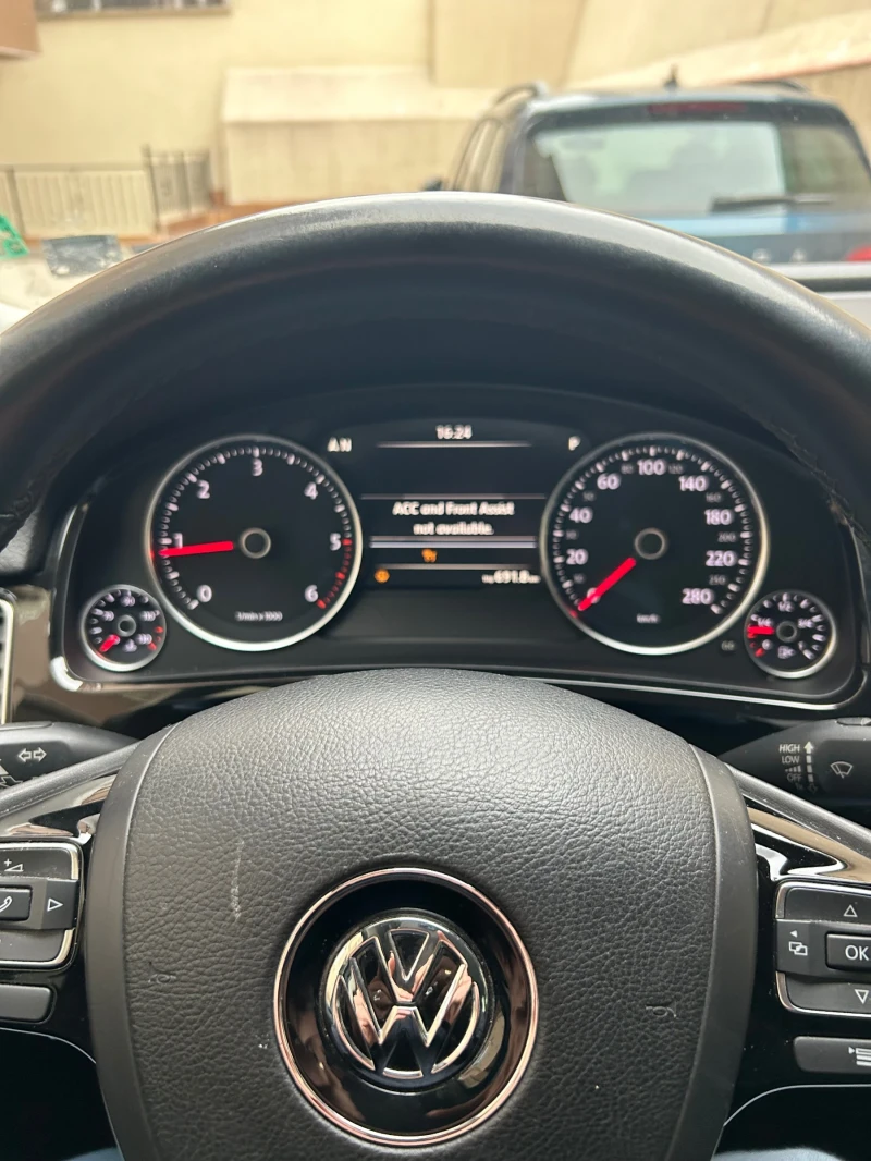 VW Touareg 3.0 D, 245k.c, 4x4, снимка 10 - Автомобили и джипове - 49258670