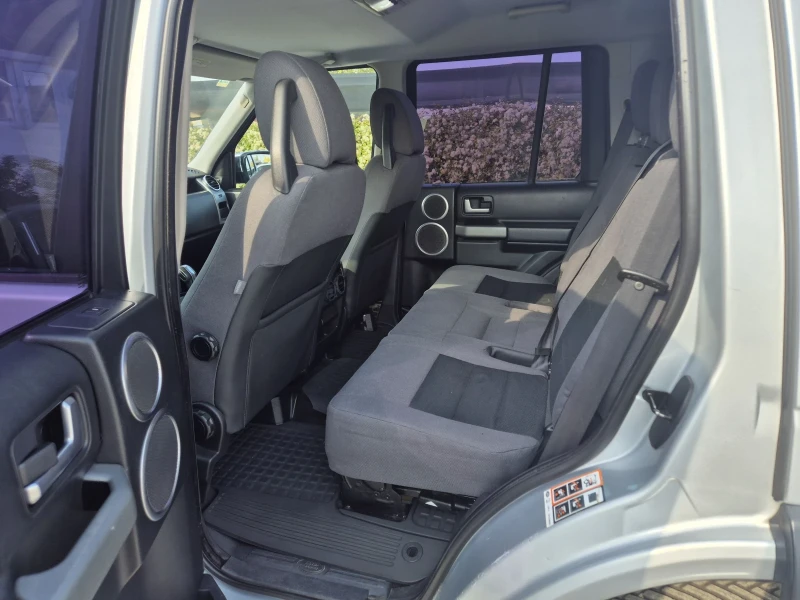 Land Rover Discovery 2.7TDI///АВТОМАТИК///НАВИГАЦИЯ , снимка 12 - Автомобили и джипове - 52088100