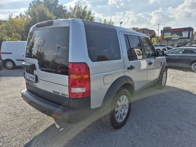 Land Rover Discovery 2.7TDI///АВТОМАТИК///НАВИГАЦИЯ , снимка 4 - Автомобили и джипове - 52088100