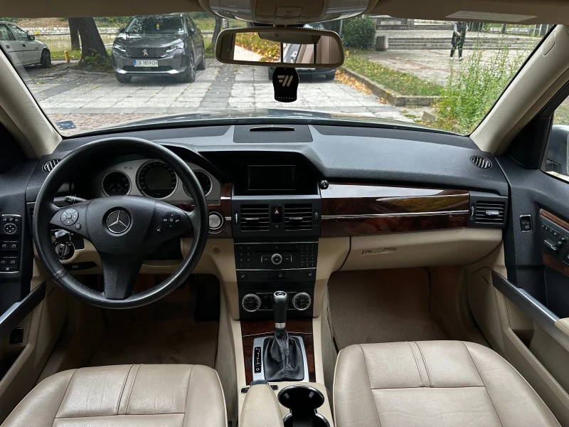 Mercedes-Benz GLK 350 I 4MATIK, снимка 7 - Автомобили и джипове - 52097241