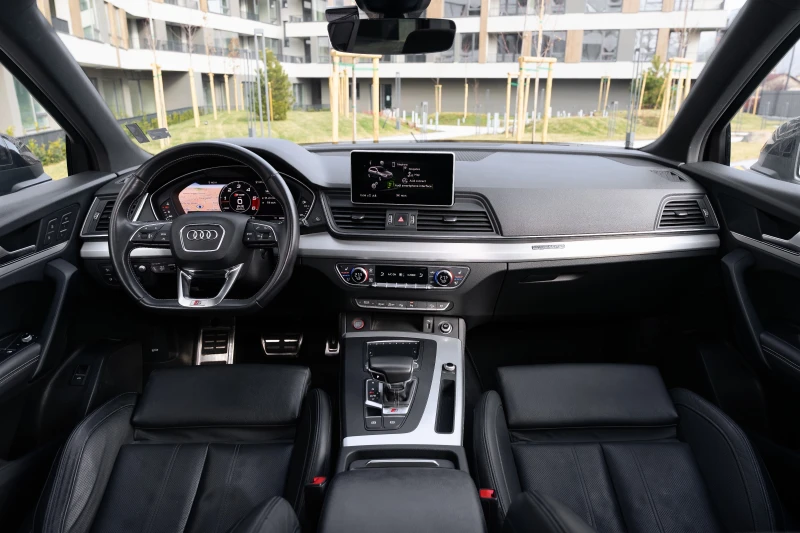 Audi SQ5 TDI* AUDI EXCLUSIVE* LEASING* ВЪЗДУХ* ОБДУХВАНЕ, снимка 9 - Автомобили и джипове - 53203361