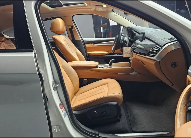 BMW X6 xDrive* 30d* АвтоКредит* (Цена до БГ) - изображение 9