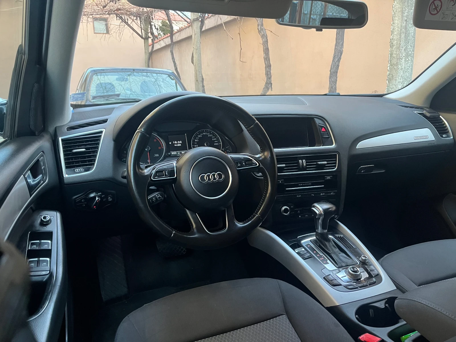 Audi Q5 2.0TDI 190�.� Quattro S Tronic | Mobile.bg � ����������� 11