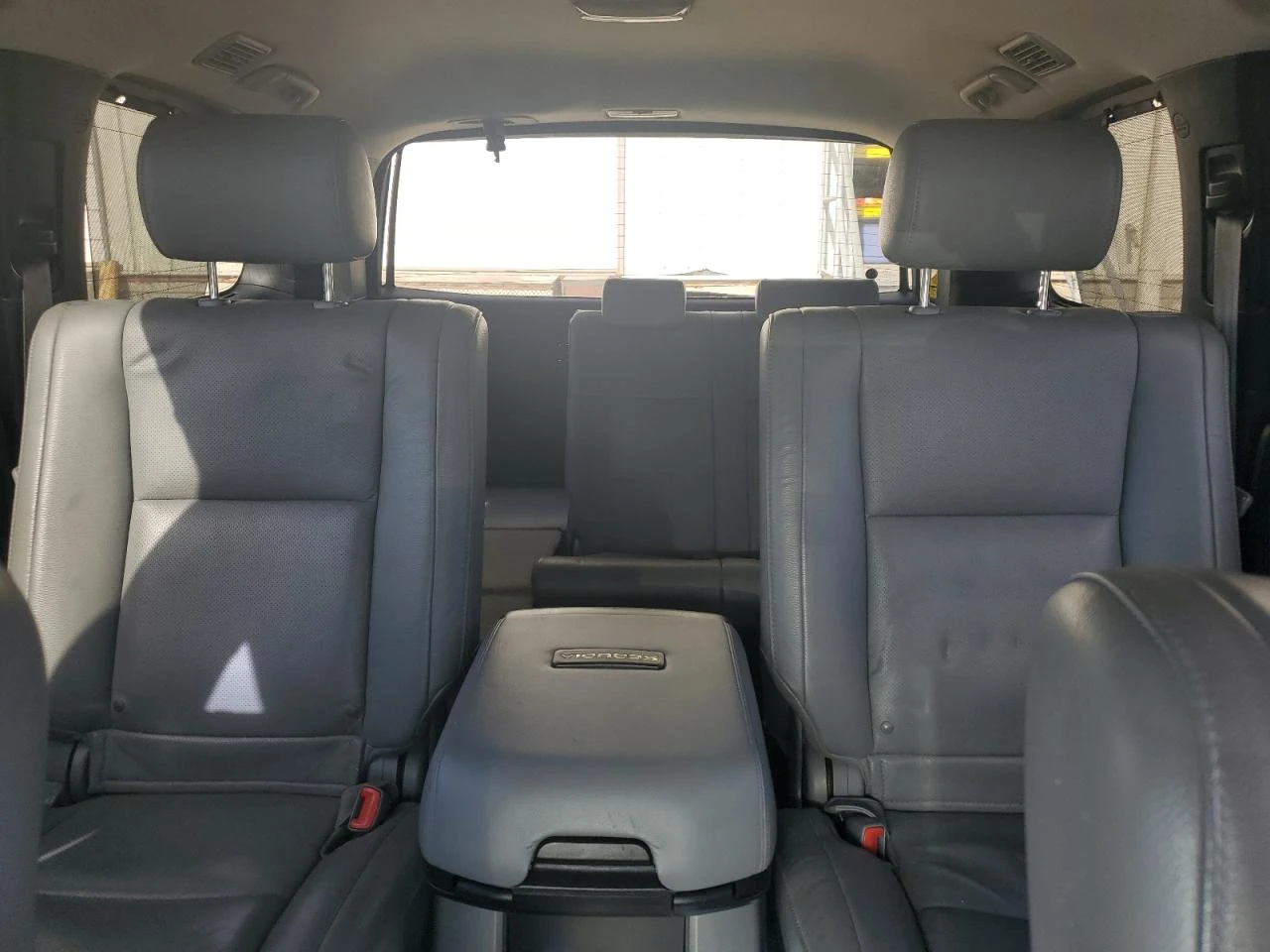 Toyota Sequoia PLATINUM - изображение 10