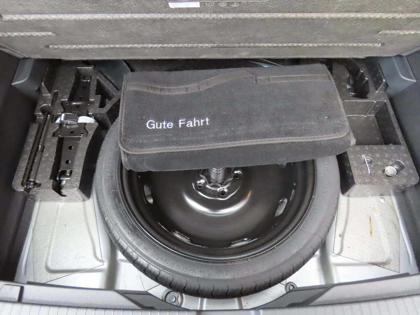 VW T-Roc VW T- Roc Style 2.0 TSI OPF 4MOTION DSG | Mobile.bg � ����������� 5