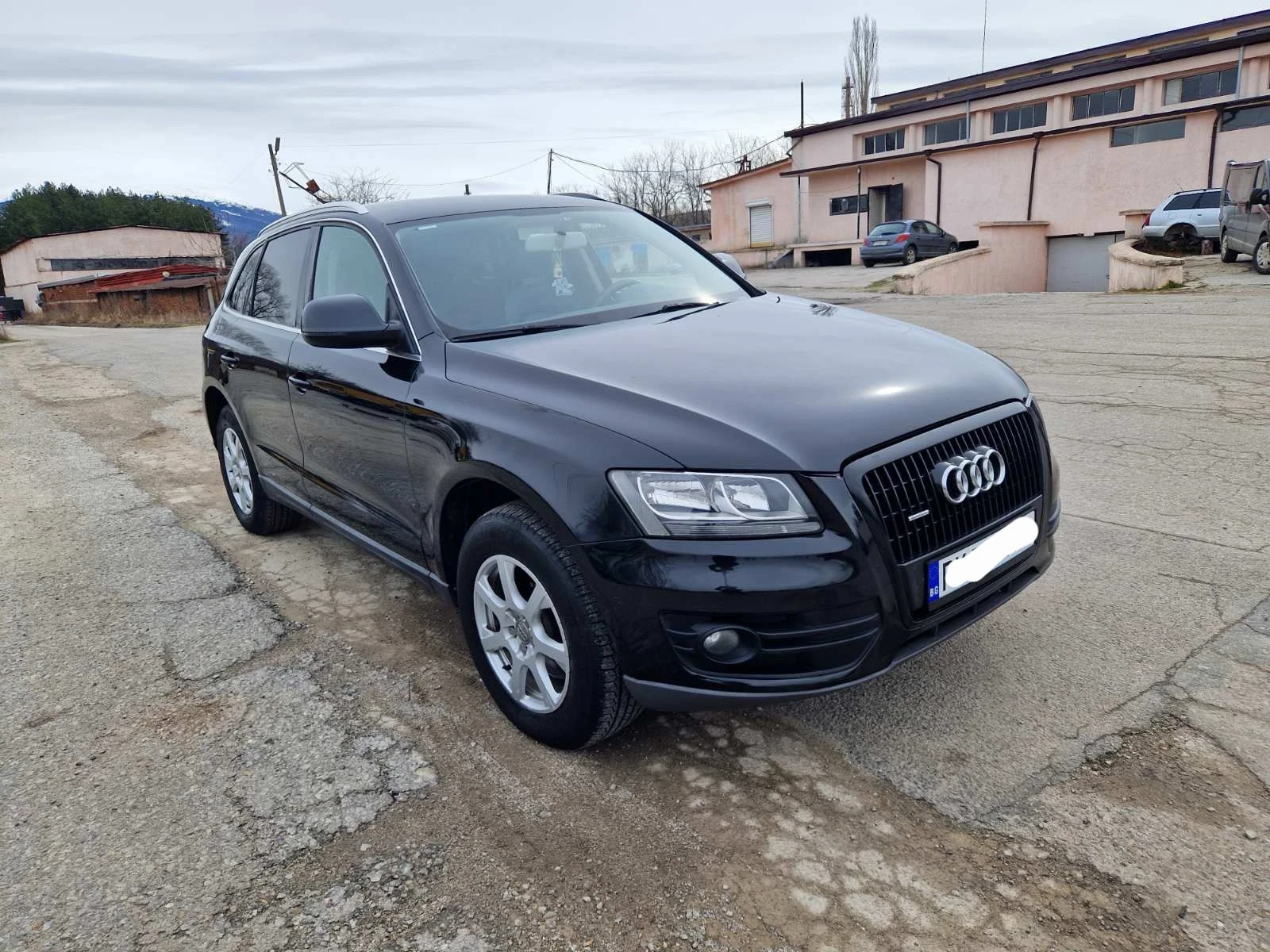 Audi Q5 3.0, снимка 3 - Автомобили и джипове - 53835523