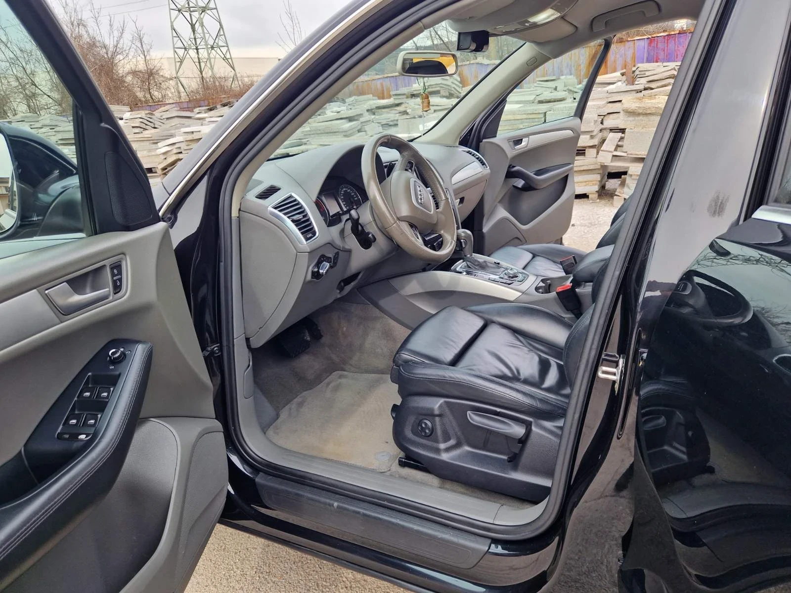 Audi Q5 3.0, снимка 17 - Автомобили и джипове - 53835523