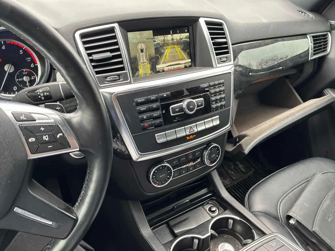 Mercedes-Benz ML 350 * BlueTEC * CARFAX * ЦЕНА ДО БГ, снимка 9 - Автомобили и джипове - 54228039