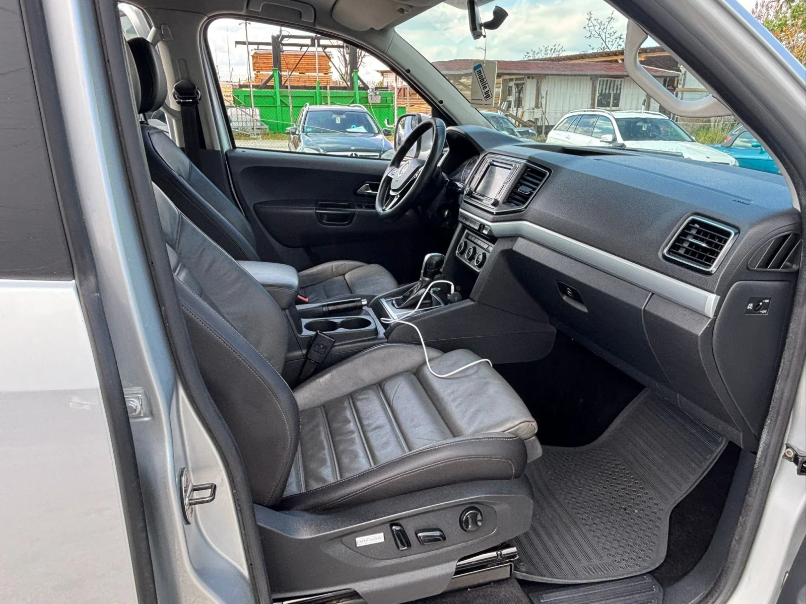 VW Amarok, снимка 8 - Автомобили и джипове - 54405468