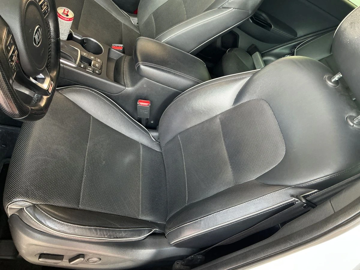 Kia Sportage 2.0CRDI* GT Line* Дистроник* Обдухване* JBL* Пано, снимка 7 - Автомобили и джипове - 54829941