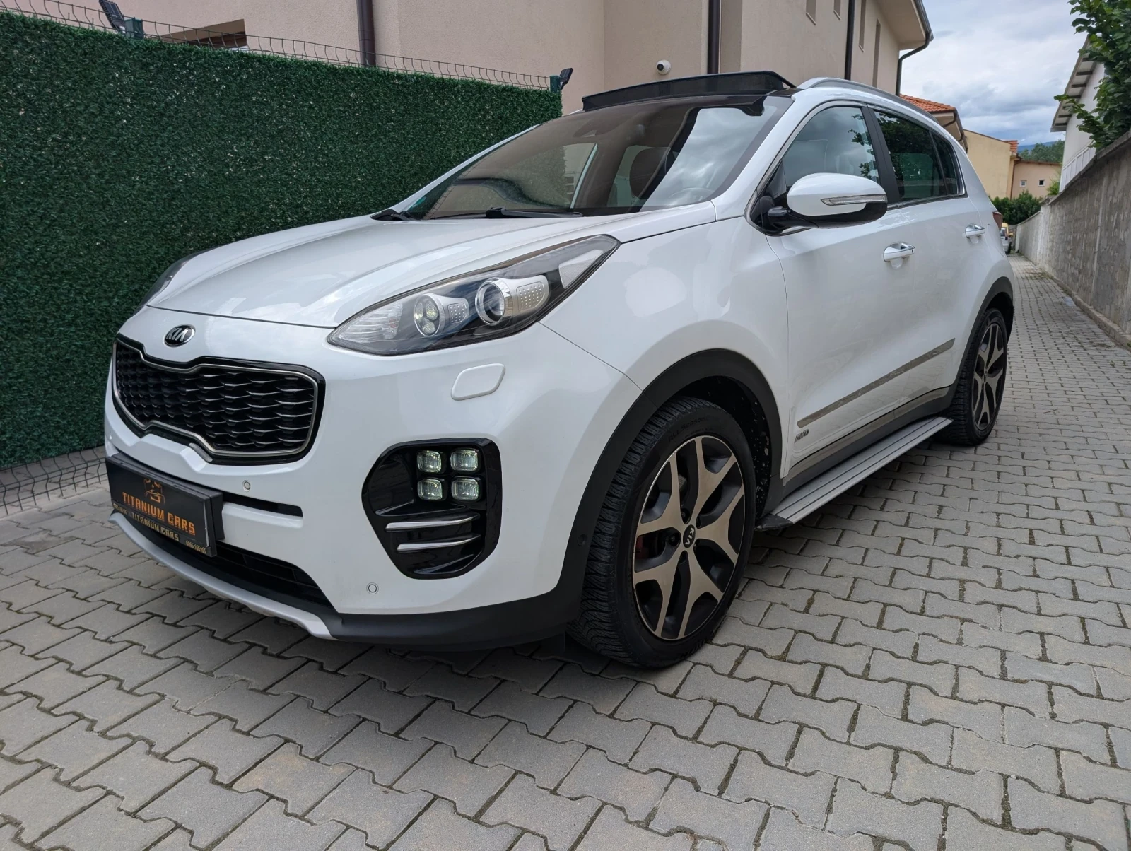 Kia Sportage 2.0CRDI* GT Line* Дистроник* Обдухване* JBL* Пано
