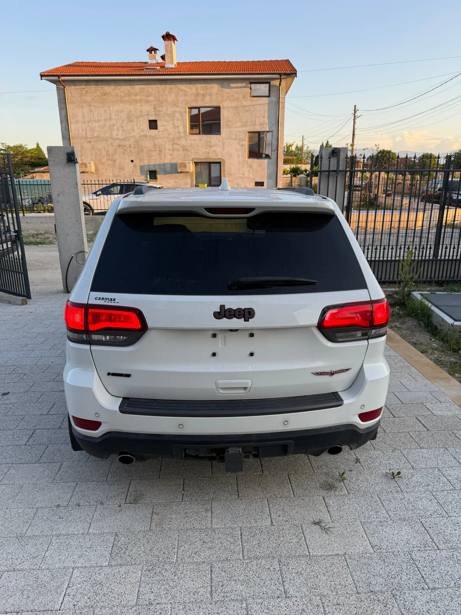 Jeep Grand cherokee Trailhawk 5.7, снимка 9 - Автомобили и джипове - 55396497
