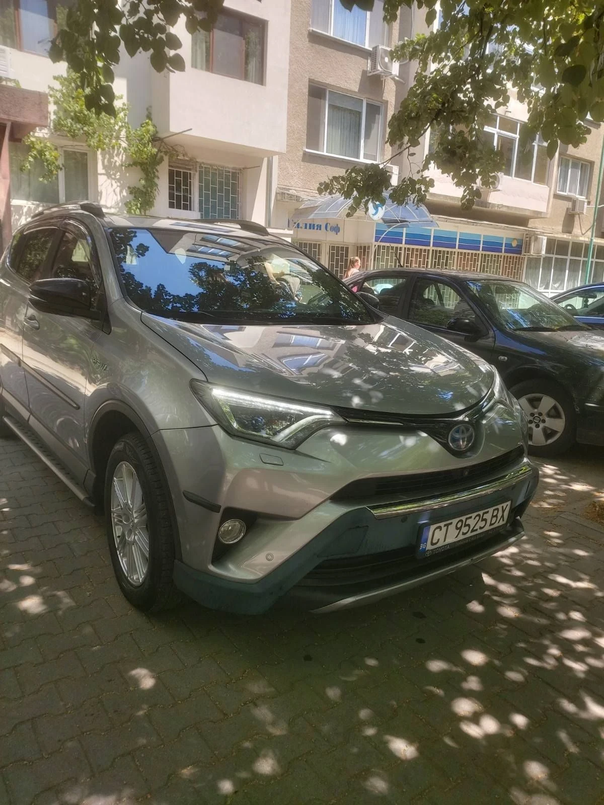 Toyota Rav4  hybrid , снимка 2 - Автомобили и джипове - 55697671