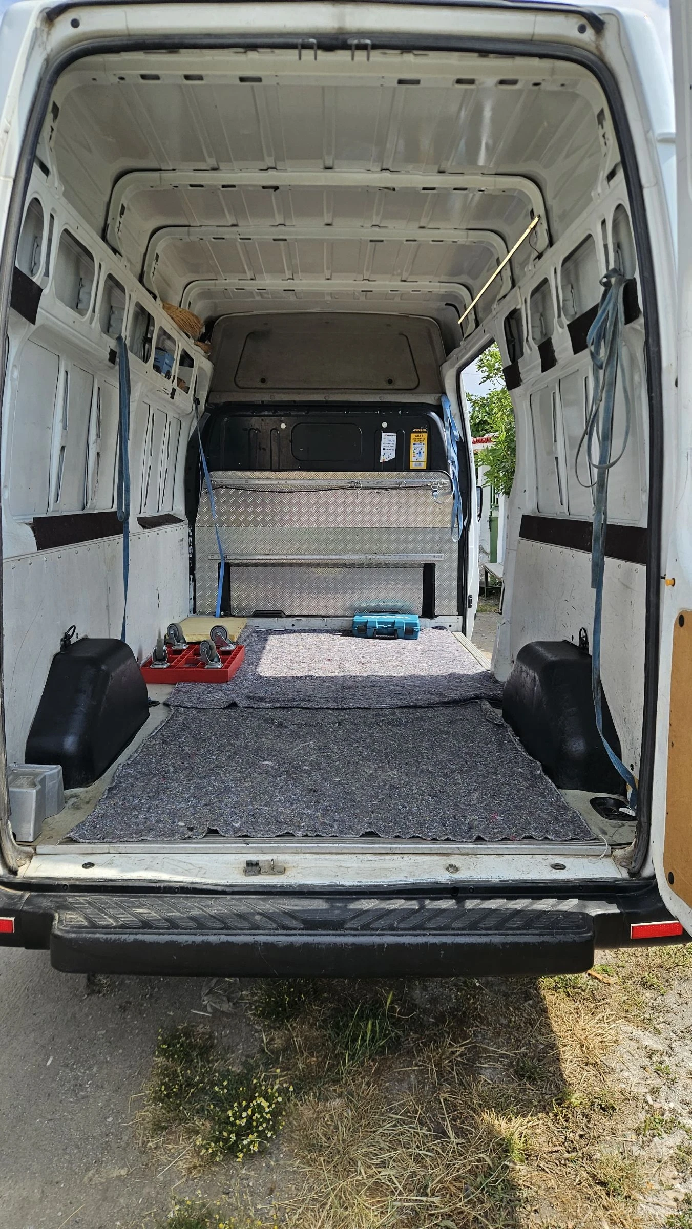 Ford Transit 2.2 140 hp  - изображение 7