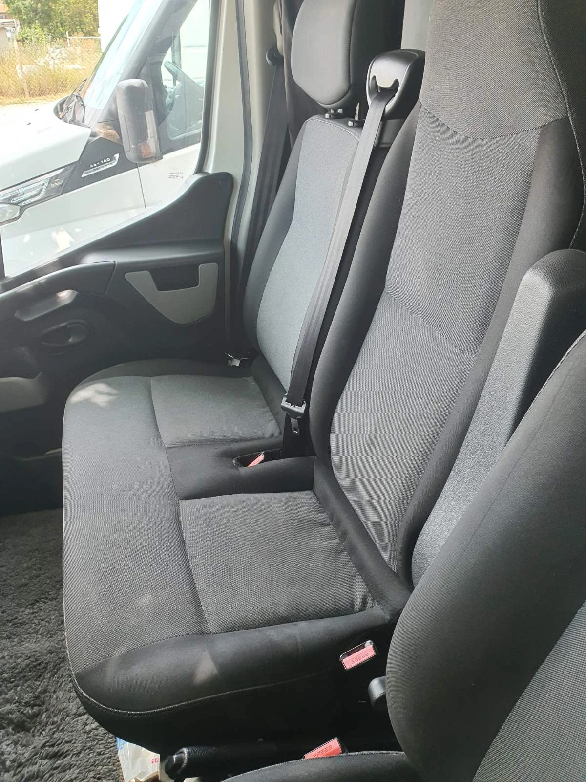 Renault Master, снимка 13 - Бусове и автобуси - 54803416